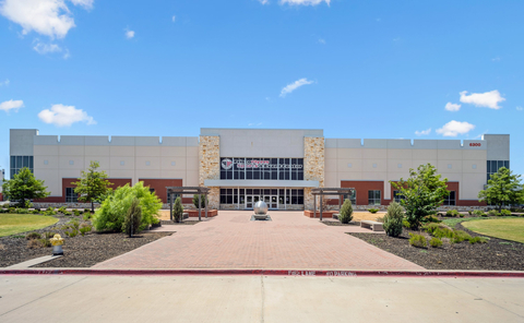 The Corinth Land Co./Prattco Creekway Industrial (PCI) partnership purchased a Class A Industrial building in the heart of the Frisco Sports Complex. The state-of-the-art 50,000 SF facility is home to the popular Frisco Flyers, a nationally ranked volleyball organization. Built in 2018, the building is located at 6300 Flyers Way and sits on 5 acres. (Photo: Business Wire)