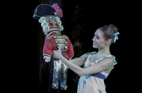 "Casse Noisette," or "The Nutcracker," as presented by the Ballet Company of the National Opera of Ukraine in 2018, is among the nine different versions of Tchaikovsky's holiday classic that will debut Thanksgiving Day (Thursday, Nov. 24) on Stage Access, the streaming service dedicated to music, opera, ballet and the performing arts. Stage Access offers a free seven-day trial to all new viewers. (Photo: Business Wire)