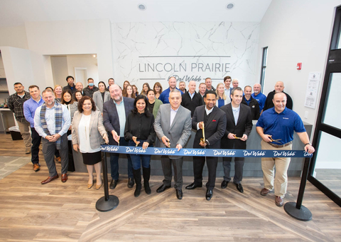 Located in Aurora, Lincoln Prairie by Del Webb debuted six fully furnished model homes at a celebratory ribbon cutting ceremony. (Photo: Business Wire)