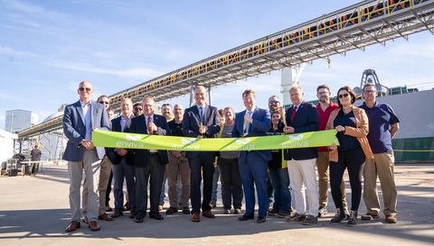 Governor Tate Reeves joins President & CEO, Thomas Meth, and other community officials for a ceremonial ribbon cutting at Enviva's newly opened terminal at the Port of Pascagoula (Photo: Business Wire)
