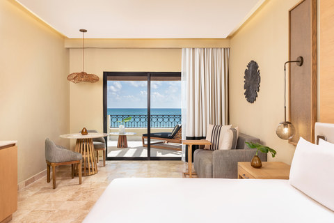 Hyatt Zilara Riviera Maya King Junior Suite - Oceanfront View (Photo: Business Wire)