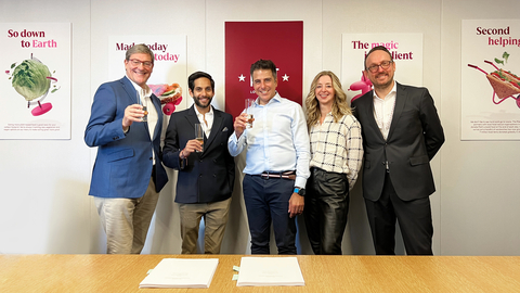 Dallas Holdings & Pret A Manger teams celebrating their partnership at Pret's NYC office. Pictured left to right: Shane S. Thakrar, President & CEO, Dallas Holdings; Graham Sims, Chair, Dallas Holdings; Pano Christou, CEO, Pret A Manger; Jorrie Bruffett, President, Pret A Manger North America; Thomas Trautmann, SVP Finance, Property, and Franchising, Pret A Manger North America (Photo: Business Wire)