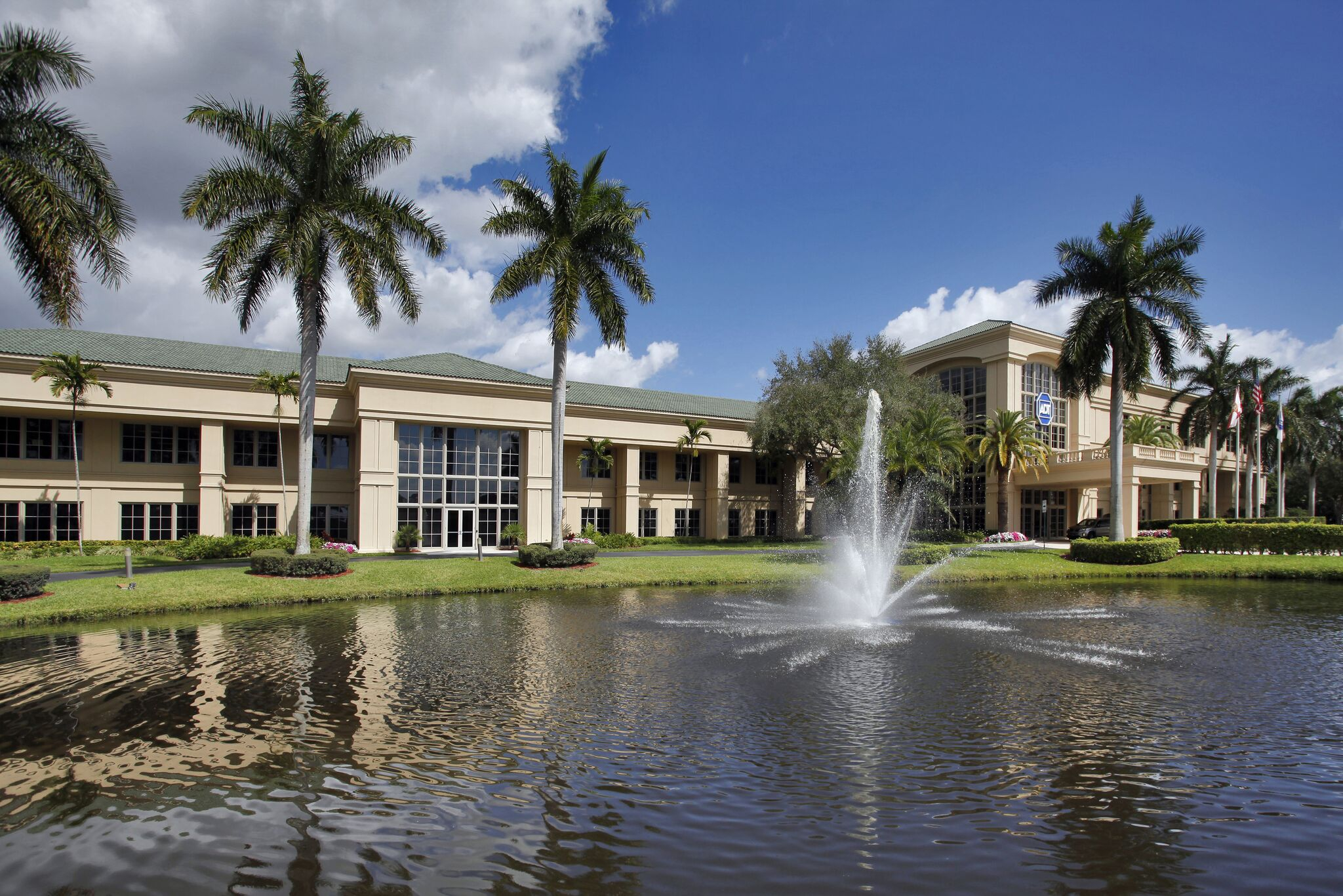 Tortoise Properties and PEBB Enterprises Execute New Lease With ADT to Keep Corporate  Headquarters in Boca Raton | Business Wire