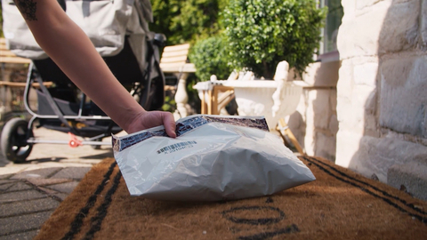 original Walgreens today announced the availability of free prescription same day delivery of Paxlovid, a COVID-19 antiviral therapy, offered directly to patients’ doorsteps. (Photo: Business Wire)