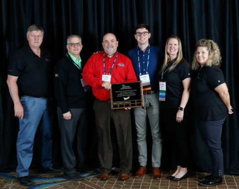 Bobby Hunzicker, General Manager at Cintas Corporation's First Aid & Safety Location 479 in Kansas City, Mo., was recently recognized with Voluntary Protection Program Participants Association (VPPPA)’s Star Among Stars Award for the organization's Region VII. (Photo: Business Wire)