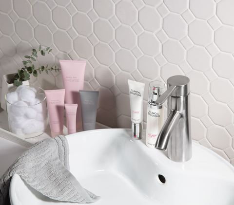 thumbnail 2030 Sustainability targets for PRODUCT STEWARDSHIP focus on three commitments: Plastics & Packaging, Recycling & Circular Economy, and Sustainable Sourcing. (Credit: Mary Kay Inc.)