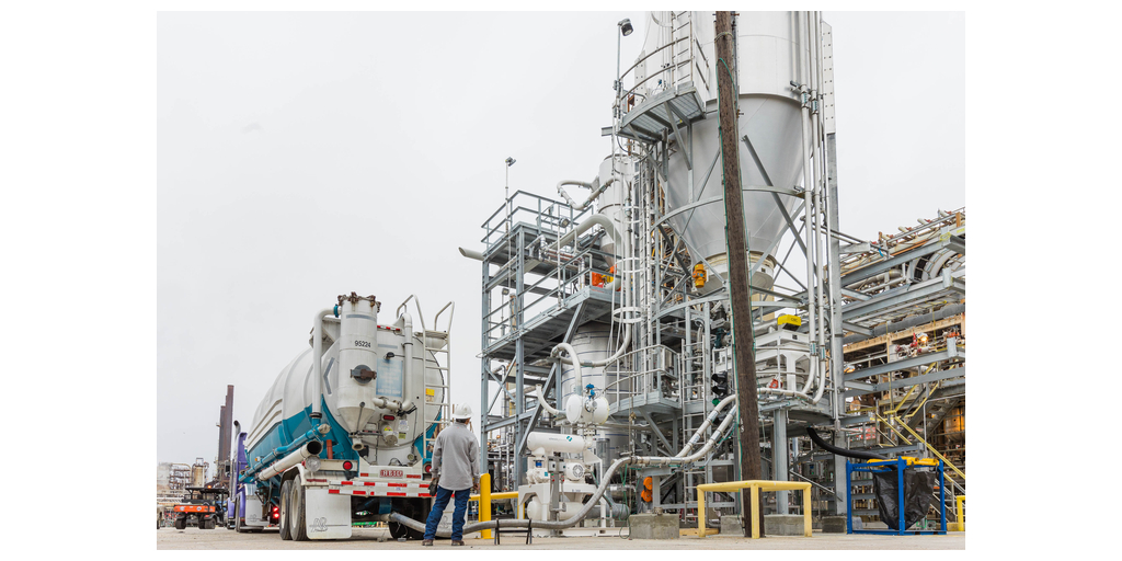 ExxonMobil Starts Operations at Large-Scale Advanced Recycling Facility