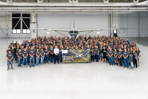 Textron Aviation employees celebrate the delivery of the 3,000th Cessna Caravan family aircraft. (Photo: Business Wire)