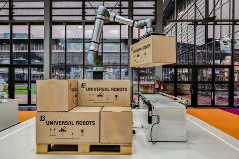In 2022, Universal Robots launched the UR20 collaborative robot; a groundbreaking new cobot with 20kg payload, boasting an all-new joint design that increases all joint torques approximately 25% and joint speeds by as much as 65%. Despite its heavier payload and greater 1750mm reach, it’s the lightest robot on the market in its payload and reach class, weighing only 64 kg. (Photo: Business Wire)