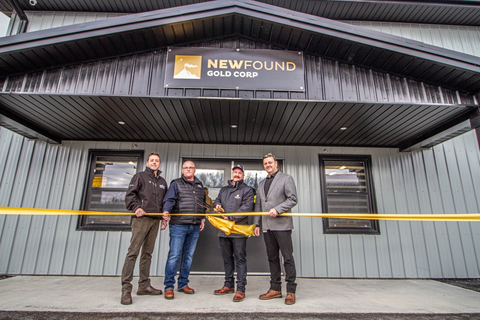 Figure 1: Ribbon Cutting at Grand Opening of New Found Gold’s Giga-Shack in Gander, Newfoundland. From left to right, Brad Eisen (Gander and Area Chamber of Commerce), Darren White (Riverstone Construction), Greg Matheson (New Found Gold), Percy Farwell (Town of Gander). (Photo: Business Wire)