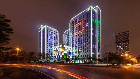 FPT Tower FPT Corporation's head quarter in Hanoi, Vietnam (Photo: Business Wire)