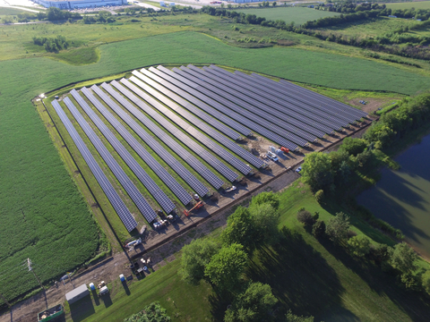 Speedway Solar Project in Joliet, Illinois (Photo: Business Wire)