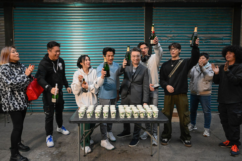 Core actors and production team of the "My First of May (无名指)" movie (Photo: Business Wire