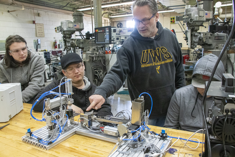 original SME PRIME educators work with students to learn about seven different manufacturing pathways: additive manufacturing, metrology/quality, CAD/CAM, industrial maintenance, machining & fabrication, mechatronics & robotics, and welding, and is aligned with more than 30 industry-recognized certifications. (Photo: Business Wire)