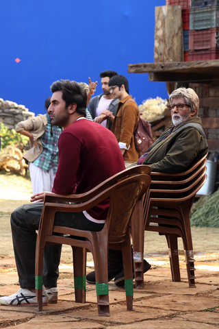 DNEG has acquired from its parent company, Prime Focus Limited (PFL), various production and post-production services assets, including a film and TV production studio complex comprising eight soundstages. Image: Ranbir Kapoor (L) & Amitabh Bachchan (R) on the set of Brahmastra © 2022 Disney Star. (Photo: Business Wire)