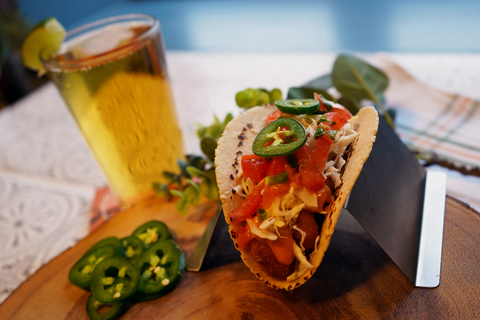 Delight your taste buds during the new Tacos & Beer Fest at Six Flags Magic Mountain, daily during Spring Break March 9 - April 16. (Photo: Business Wire)