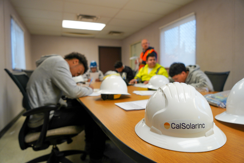 Cal Solar Inc. hiring local crews in Los Angeles onsite. (Photo: Business Wire)