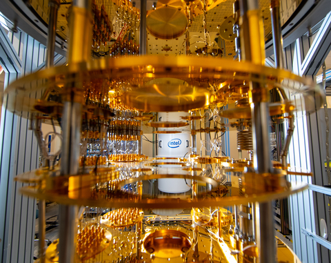 Intel’s quantum research spans the full compute stack, from the qubit devices to the overall hardware architecture, control, and software architecture and applications. (Credit: Intel Corporation)