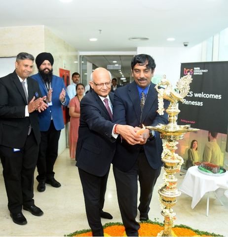 Dr. Sailesh Chittipeddi and Mr. N. Ganapathy Subramaniam at the inauguration ceremony (right to left) (Photo: Business Wire)