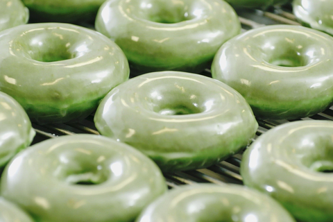 Guests wearing green can enjoy a FREE O’riginal Glazed Doughnut March 16-17 (Photo: Business Wire)