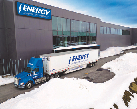 Camion et remorque du Groupe de transport d'ENERGY à la nouvelle installation d'entreposage à Beauharnois, Québec. (Photo: Business Wire)