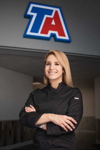 Chef Maira Isabel (Photo: Business Wire)