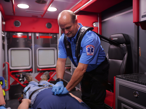 Independent data indicates that nearly 80% of accidents with ambulances that resulted in fatalities and serious injuries were frontal impacts. MBrace was developed to provide more protection against head and neck injuries during frontal impact collisions, in addition to ambulance rollovers. MBrace integrates an airbag into an innovative multi-point restraint that both protects emergency care providers while allowing them the mobility and freedom to work. (Photo: Business Wire)
