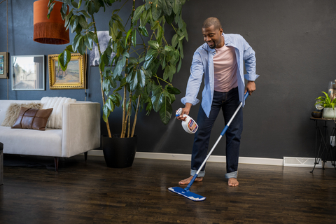 A recent Bona®/Harris Poll online survey of more than 1,000 adults in Canada found that nearly 2 in 3 Canadian adults plan to deep clean this spring season. (Photo: Business Wire)