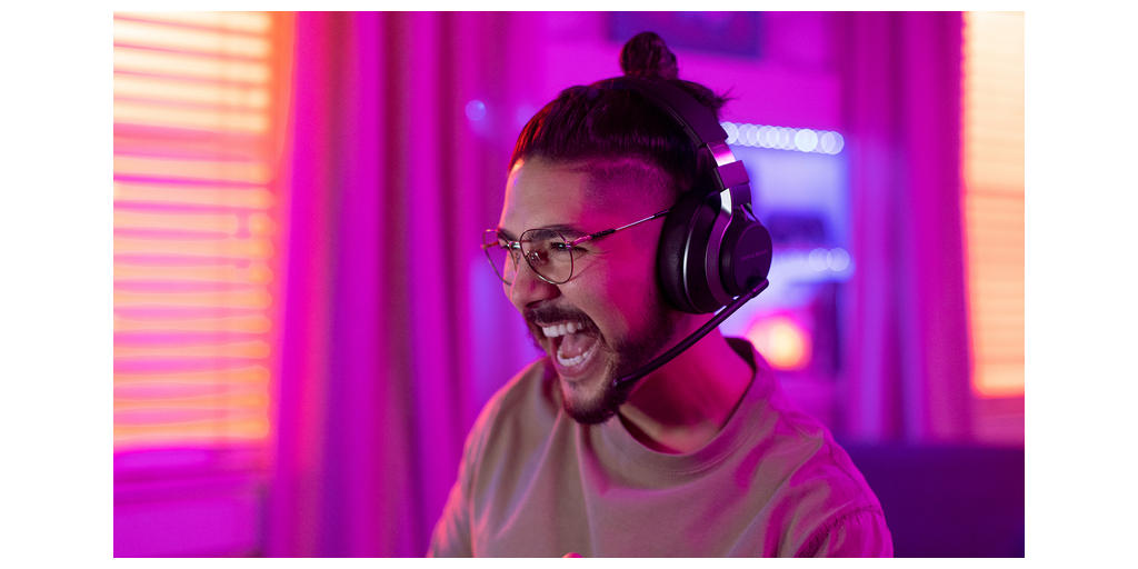 All Hail the New King of Ultra-Premium Wireless Gaming Audio – Turtle ...