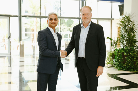 At the signing ceremony - Oliver Gatzke, Chief Executive Officer, Hellenic Bank and Srinivas Rao, EVP & Chief Business Officer, LTIMindtree (Photo: Business Wire)