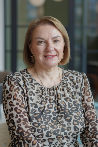 original Paula Cogan, CEO of euNetworks (Photo: Business Wire)