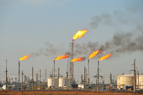 Gas flaring causes more than 400 million tons of CO2 emissions every year. Graforce’s methane electrolysis technology is a groundbreaking solution that converts flare gas and other hydrocarbons into clean hydrogen and solid carbon. (Photo: Business Wire)