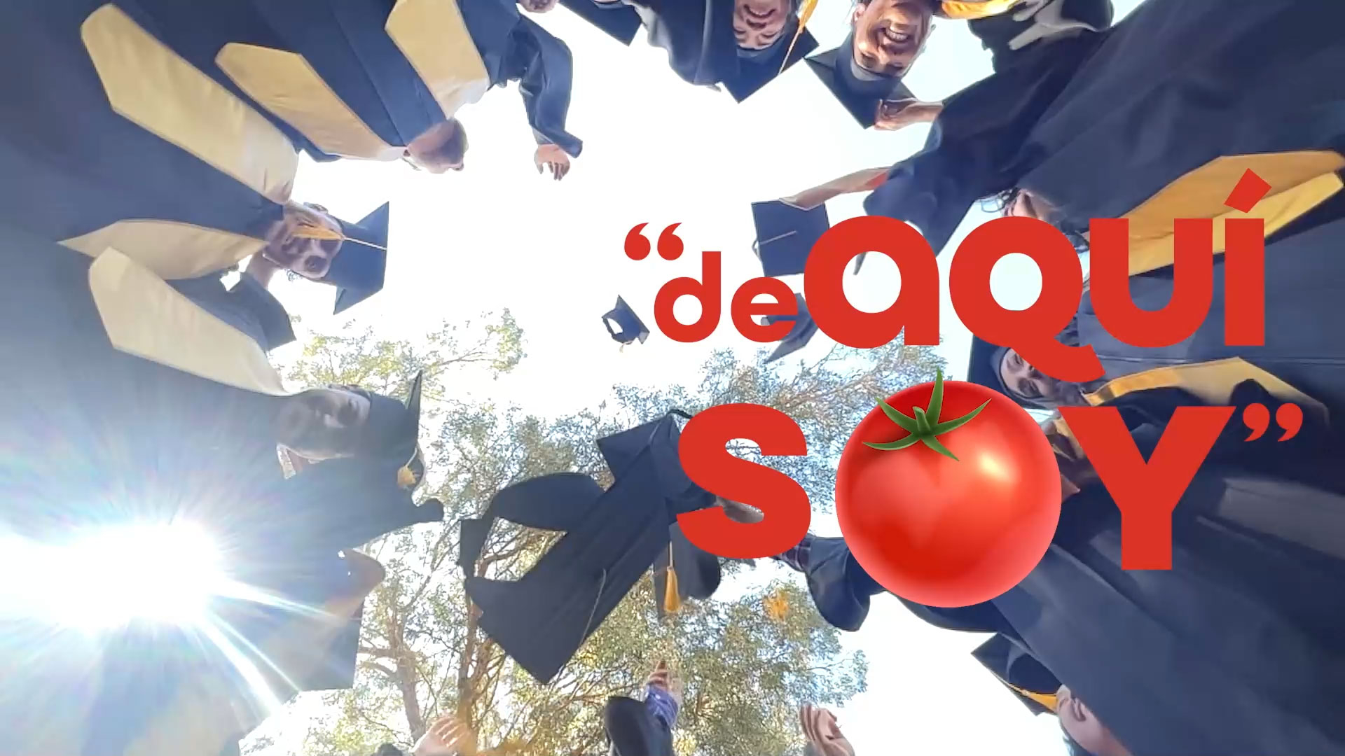 thumbnail Los empleados reciben su licenciatura a traves del programa educativo de NatureSweet