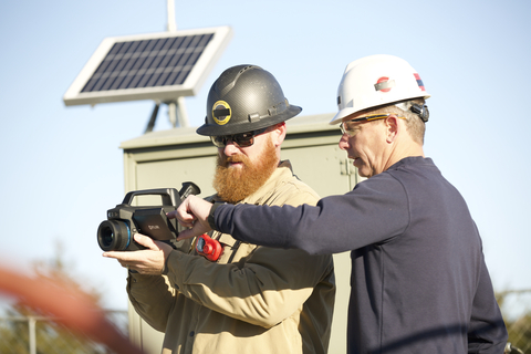 The FLIR G-Series optical gas imaging (OGI) cameras help leak detection and repair (LDAR) professionals seamlessly locate and document harmful gas emissions