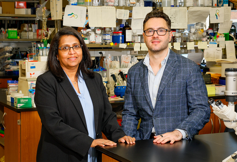 Drs. Sangeeta Chavan (left) and Stavros Zanos (right) helped lead the new study which published in the journal Brain Stimulation. (Credit: Feinstein Institutes)