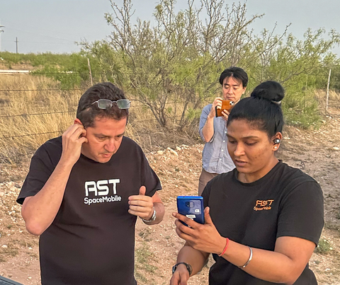 Chairman & CEO Abel Avellan and an AST SpaceMobile engineer completing test calls in Texas (Photo: Business Wire)