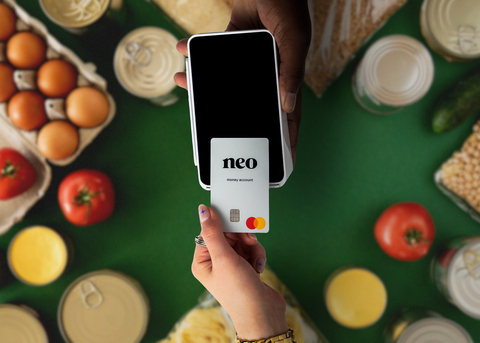 With over 10,000 rewards partners and counting, Neo's cashback network offers customers unlimited cashback and gives businesses access to a streamlined loyalty program. (Photo: Business Wire)