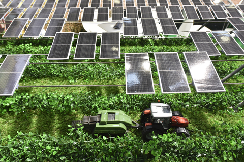 ドイツ・ミュンヘンで開催されるインターソーラー・ヨーロッパ 2023で、話題のトピックである営農型太陽光発電が紹介される予定です。（写真：ソーラー・プロモーション有限会社）