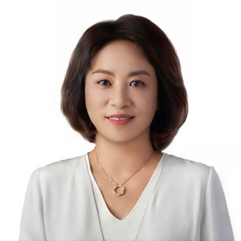 Madam MA Hong was appointed as Chairperson and Non-Executive Director of CDB Aviation, effective April 18, 2023. (Photo: Business Wire)