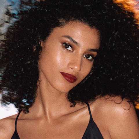 original Estée Lauder Signs Acclaimed Model Imaan Hammam as New Global Brand Ambassador (Photo: Business Wire)