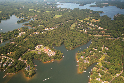 Lake Murray (SC) WhiteWater Landing offering lakefront properties and waterfront custom home options. (Photo: Business Wire)
