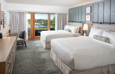 Newly renovated Superior 2 Queen Room at Grand Geneva Resort & Spa (Image courtesy of Grand Geneva Resort & Spa)