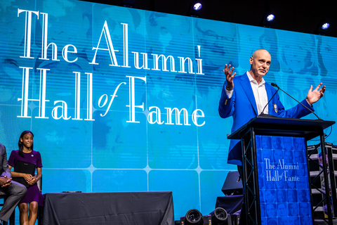 Rick Carlisle, Indiana Pacers NBA coach and former champion delivers moving speech as he recalls his roots at Ogdensburg Boys Club in New York where he spent many days shooting hoops alongside invaluable mentors that he feels instilled important leadership skills in him. (Photo: Business Wire)