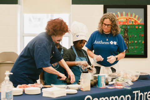 Anthem Blue Cross and Blue Shield in Indiana worked with community partners to conduct a healthy cooking demonstration for students at IPS Brookside School #54 on May 8. (Photo: Business Wire)