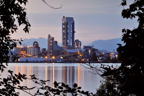 Lafarge Richmond Cement Plant, Vancouver B.C. (Photo: Business Wire)