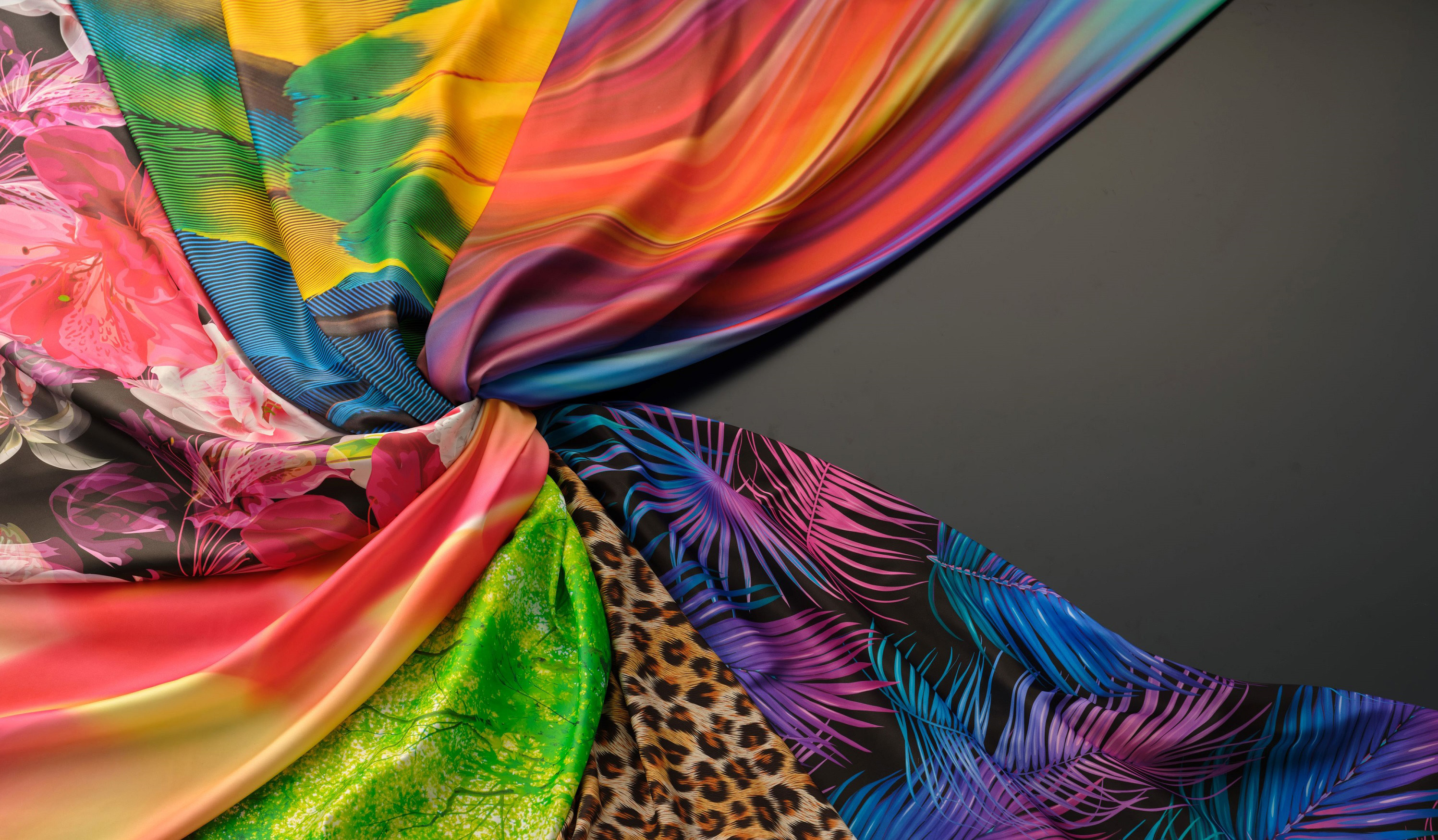 The Collaboration Of Kyocera's Inkjet Textile Printer FOREARTH And