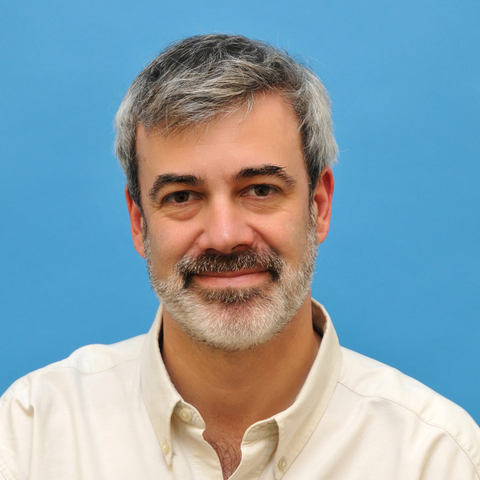 thumbnail Eli Sprecher serves as President-Elect of the ESDR and Chair of the Scientific Program Committee of ESDR (Photo: Mary Kay Inc.)