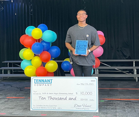 Fabian Emery receives Tennant Company's Custodians are Key Grand Prize at Keith and Karen Hayes Elementary School in Las Vegas, Nevada (Photo: Business Wire)