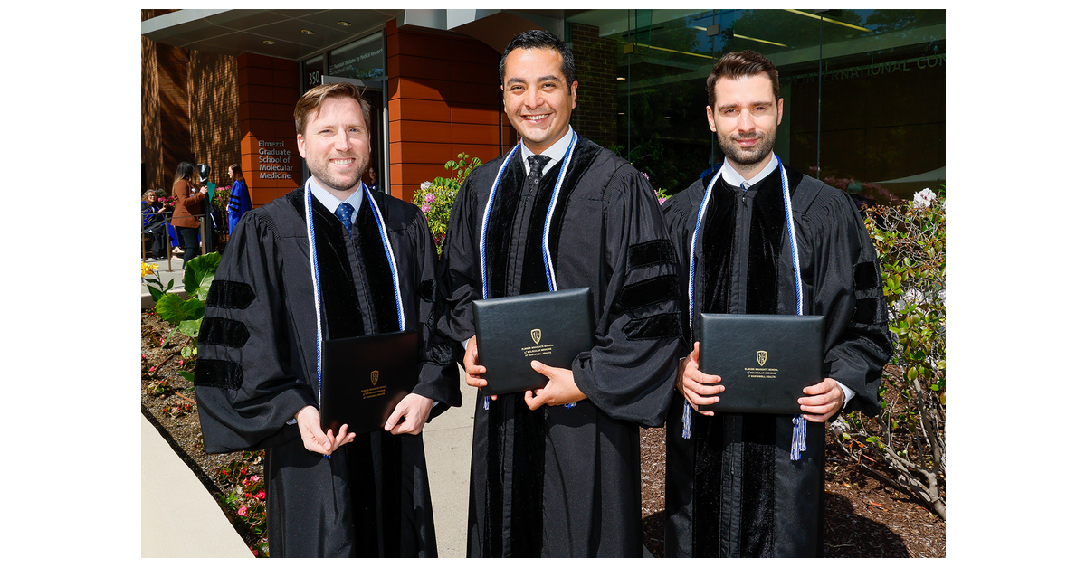 Feinstein Institutes’ Elmezzi Graduate School class of 2023 physician