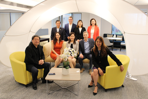 California State Treasurer Fiona Ma (seated far right) with John Shen (seated far left), American Lending Center CEO and Sunstone Management founding partner, at the companies' Irvine, Calif. headquarters. (Photo: Business Wire)